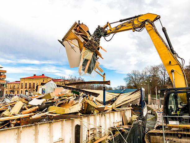 Best Garage Cleanout Services  in Inkster, MI